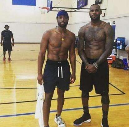 牙前锋寄予 牙前锋寄予